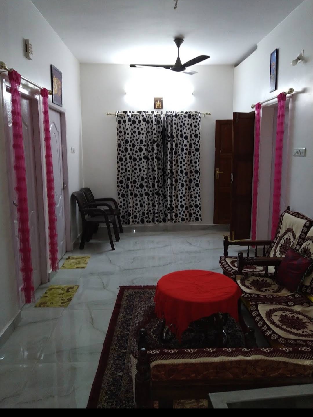 Traditional sitting area at Lacasa Homestay